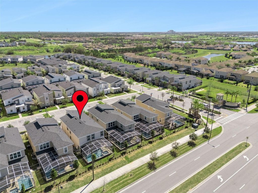 Image 34 of property listing at 830 STICKS STREET, Davenport, FL 33896