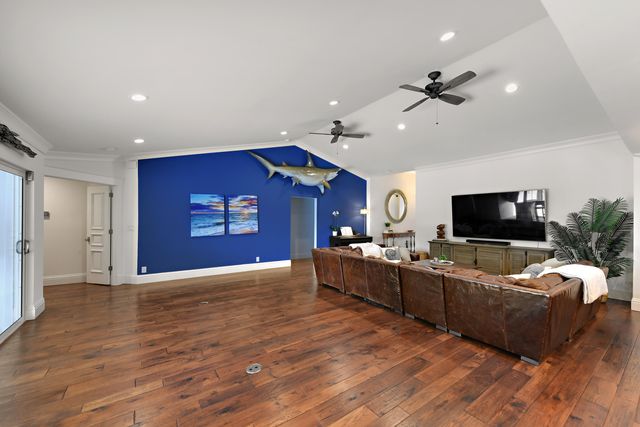 730 CAMINO LAKES Circle, Boca Raton, FL 33486
