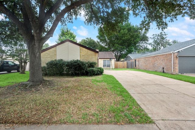 11718 Ridge Run Drive, Houston, TX 77064