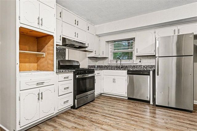 6485 Menlo Way, Rex, GA 30273