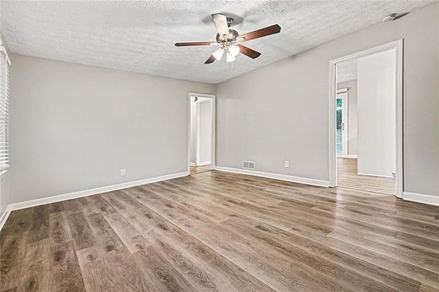 6485 Menlo Way, Rex, GA 30273