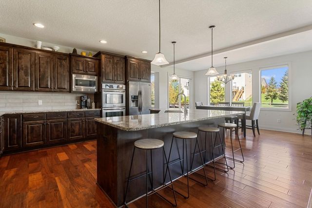 18072 72nd Avenue N, Maple Grove, MN 55311