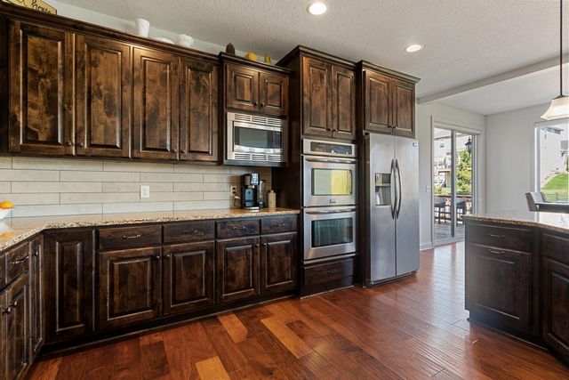 18072 72nd Avenue N, Maple Grove, MN 55311