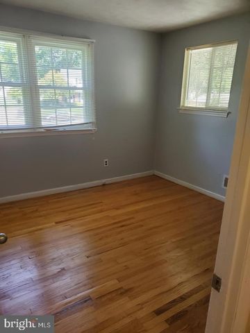 10 BINFORD LN, Wilmington, DE 19810
