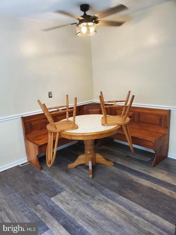 10 BINFORD LN, Wilmington, DE 19810