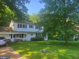 10 BINFORD LN, Wilmington, DE 19810