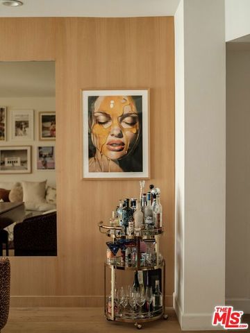 10648 Woodbridge Street 306, Toluca Lake, CA 91602