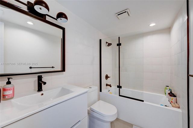 17500 N Bay Rd S405, Sunny Isles Beach, FL 33160