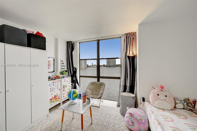 17500 N Bay Rd S405, Sunny Isles Beach, FL 33160