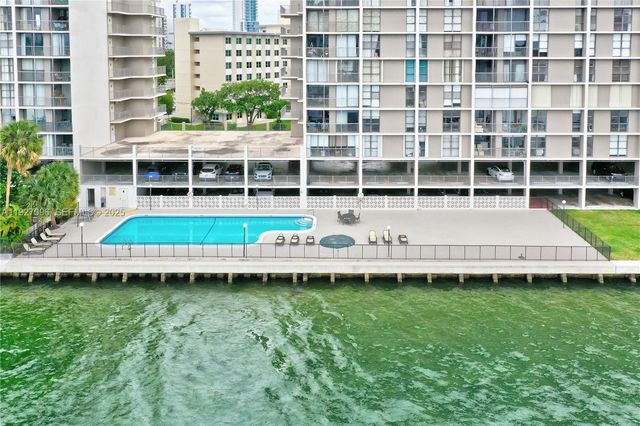 17500 N Bay Rd S405, Sunny Isles Beach, FL 33160