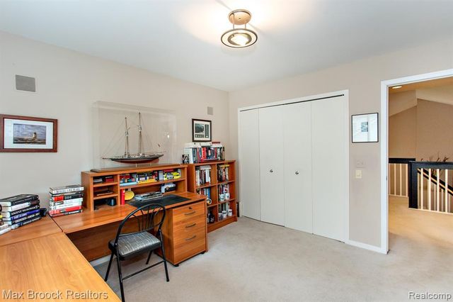 4741 Woodbine Circle, West Bloomfield, MI 48323