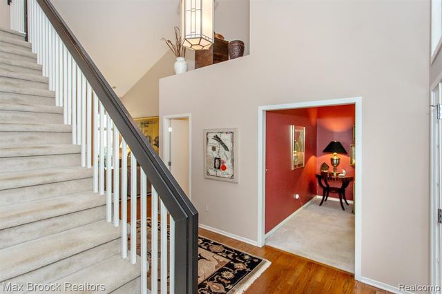 4741 Woodbine Circle, West Bloomfield, MI 48323