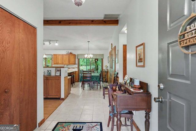 24 Taylor Valley Road, Clayton, GA 30525