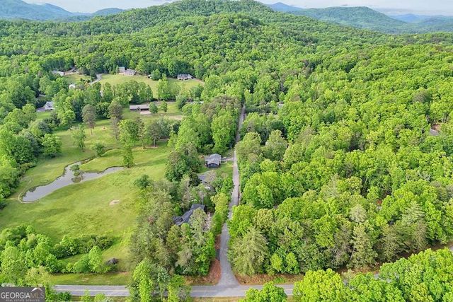 24 Taylor Valley Road, Clayton, GA 30525