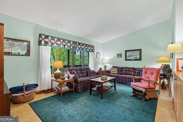 24 Taylor Valley Road, Clayton, GA 30525
