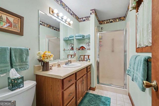 24 Taylor Valley Road, Clayton, GA 30525