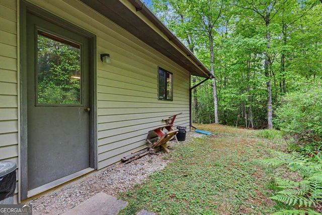 24 Taylor Valley Road, Clayton, GA 30525