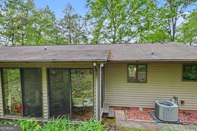 24 Taylor Valley Road, Clayton, GA 30525