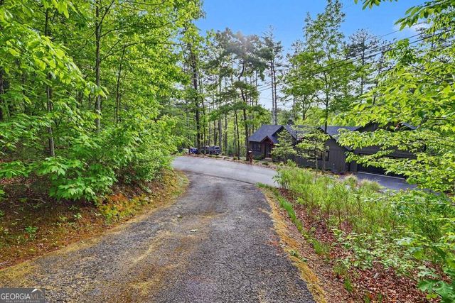 24 Taylor Valley Road, Clayton, GA 30525