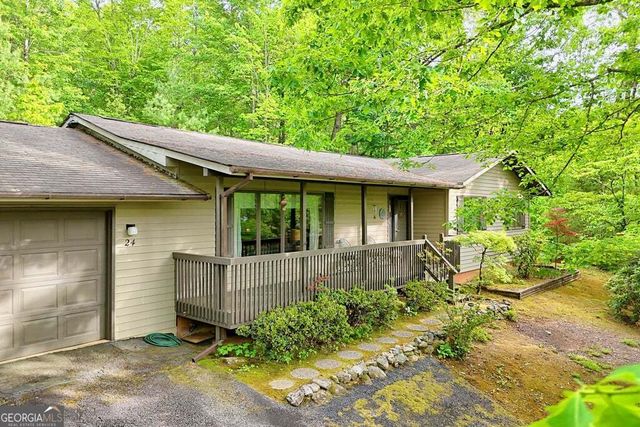 24 Taylor Valley Road, Clayton, GA 30525