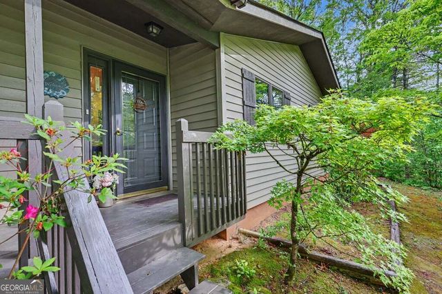24 Taylor Valley Road, Clayton, GA 30525