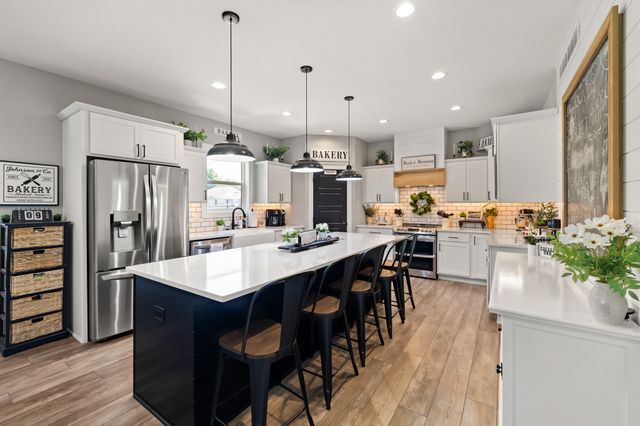 222 Park View Lane, Madrid, IA 50156