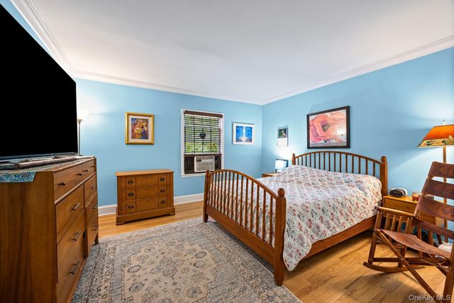 43 Astor Avenue, Brookhaven, NY 11719