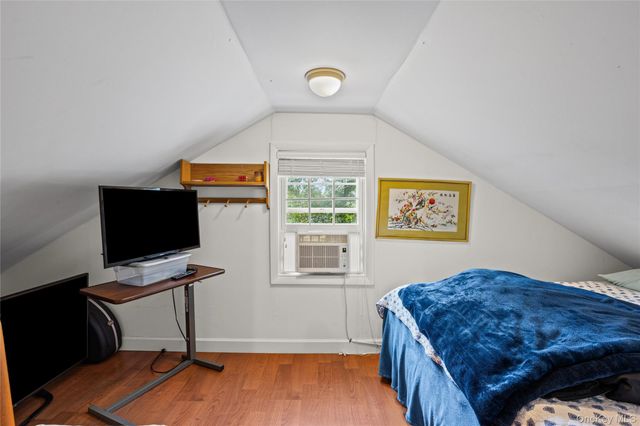43 Astor Avenue, Brookhaven, NY 11719
