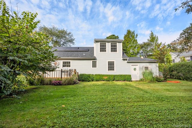 43 Astor Avenue, Brookhaven, NY 11719