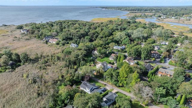 43 Astor Avenue, Brookhaven, NY 11719