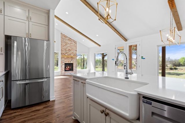 23326 COUNTY ROAD 448, Lindale, TX 75771