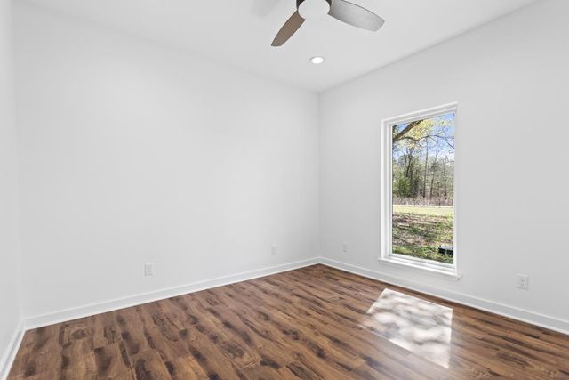 23326 COUNTY ROAD 448, Lindale, TX 75771