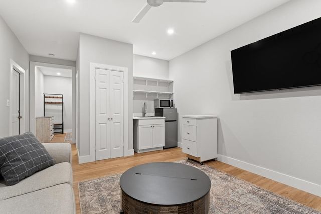 23326 COUNTY ROAD 448, Lindale, TX 75771