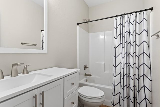 23326 COUNTY ROAD 448, Lindale, TX 75771