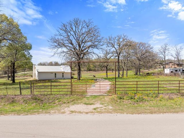 23326 COUNTY ROAD 448, Lindale, TX 75771