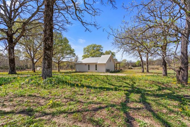 23326 COUNTY ROAD 448, Lindale, TX 75771
