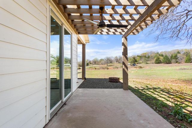 23326 COUNTY ROAD 448, Lindale, TX 75771