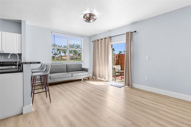 1595 NE 33rd Rd 110-3, Homestead, FL 33033