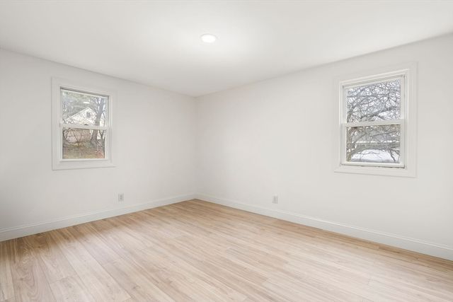 15 Phillip Rd, Billerica, MA 01821