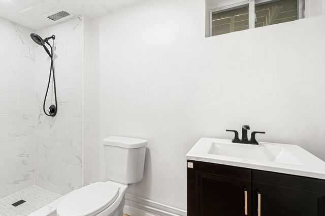 15 Phillip Rd, Billerica, MA 01821