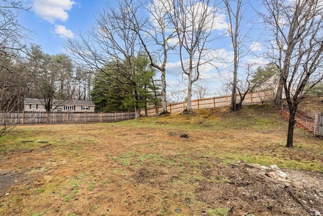 15 Phillip Rd, Billerica, MA 01821