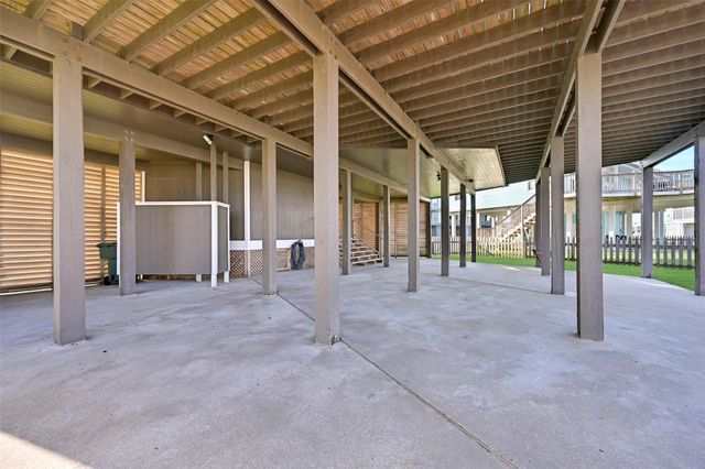 17614 Glei, Galveston, TX 77554