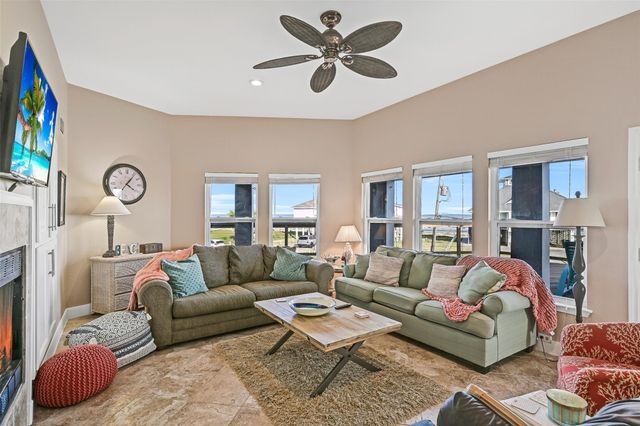 17614 Glei, Galveston, TX 77554