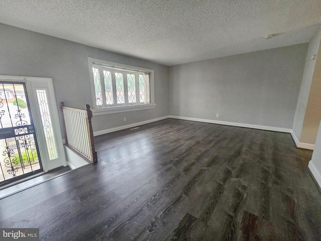 3412 LESTER RD, PHILADELPHIA, PA 19154 — photo 4