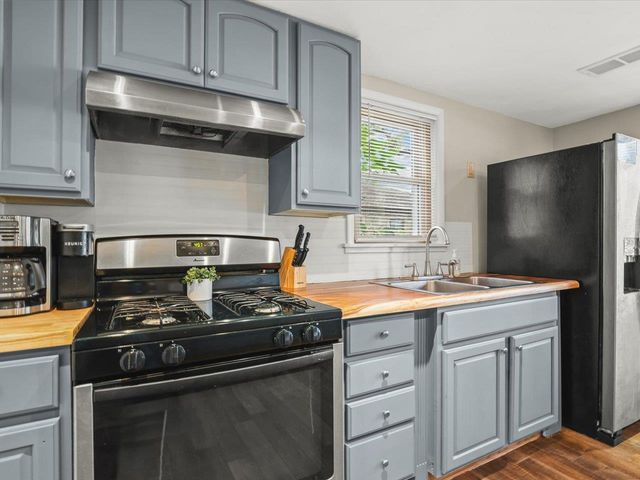 111 Lord Street, Edgerton, WI 53534