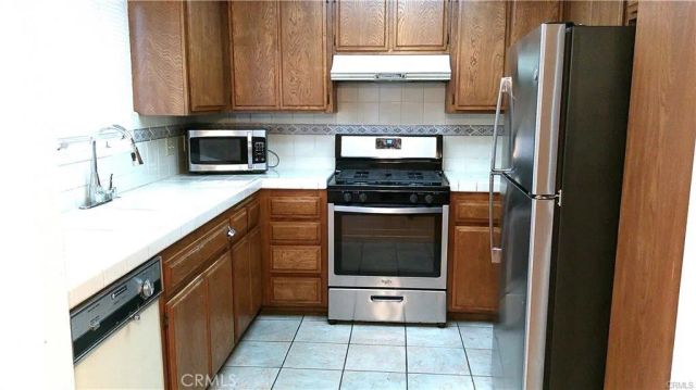 527 S Walnut 3, La Habra, CA 90631