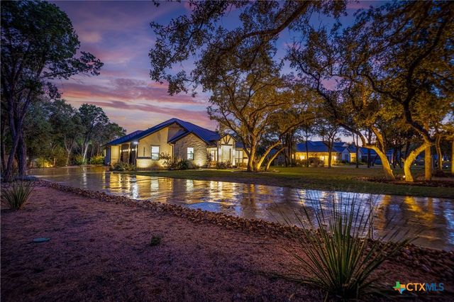 2406 Geneseo Oaks, New Braunfels, TX 78132