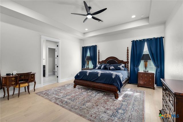 2406 Geneseo Oaks, New Braunfels, TX 78132