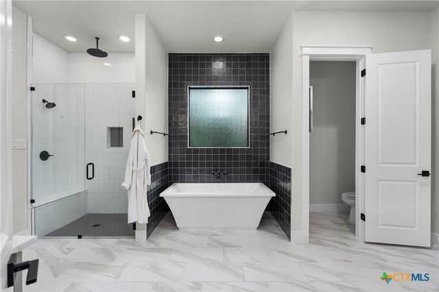 2406 Geneseo Oaks, New Braunfels, TX 78132