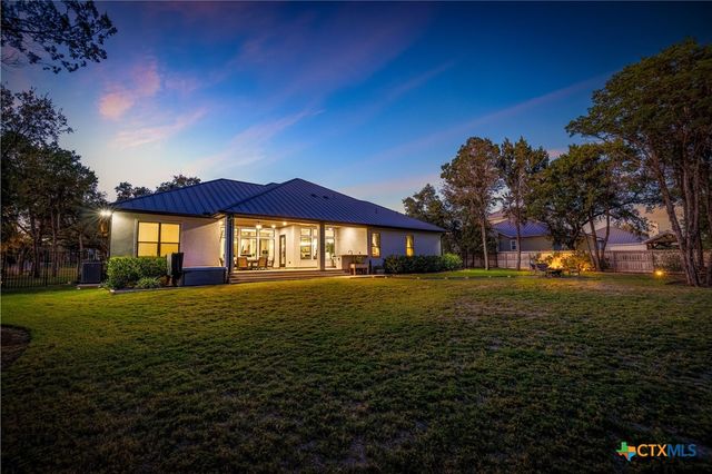 2406 Geneseo Oaks, New Braunfels, TX 78132